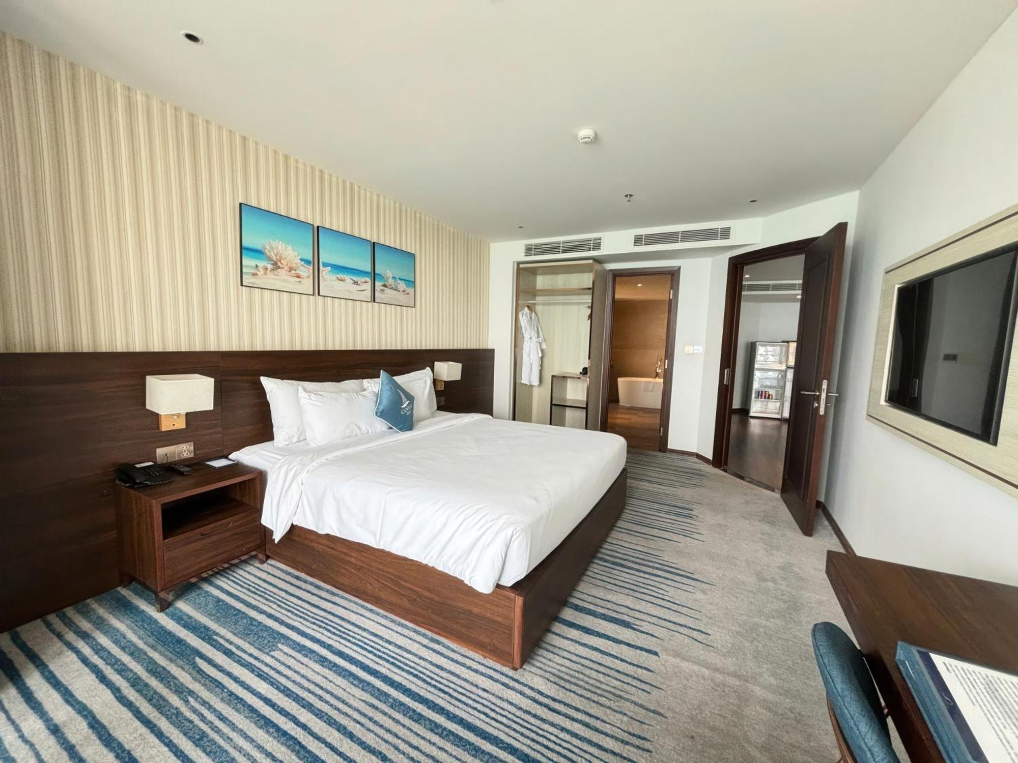 Canvas Danang Beach Hotel Exterior foto